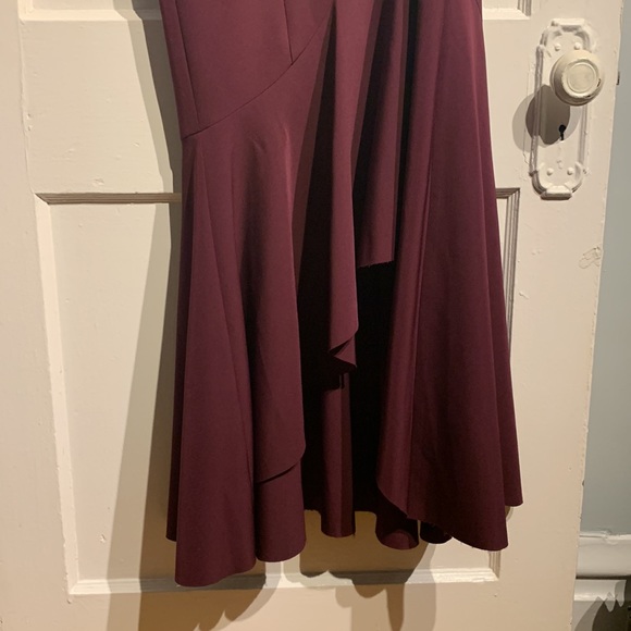 🌟Host Pick🌟 Vince Camuto rich purple mermaid style gown - Picture 4 of 16